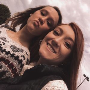 Meet your Posher, Lizzie